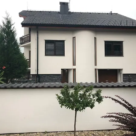Podkrovni Apartman V Soukromi S Fitness Na Venkove Appartement