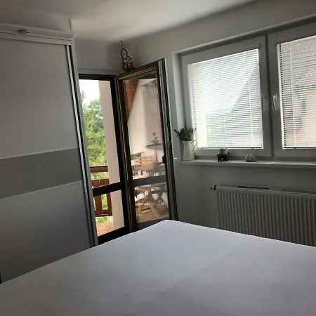 Podkrovni Apartman V Soukromi S Fitness Na Venkove Appartement